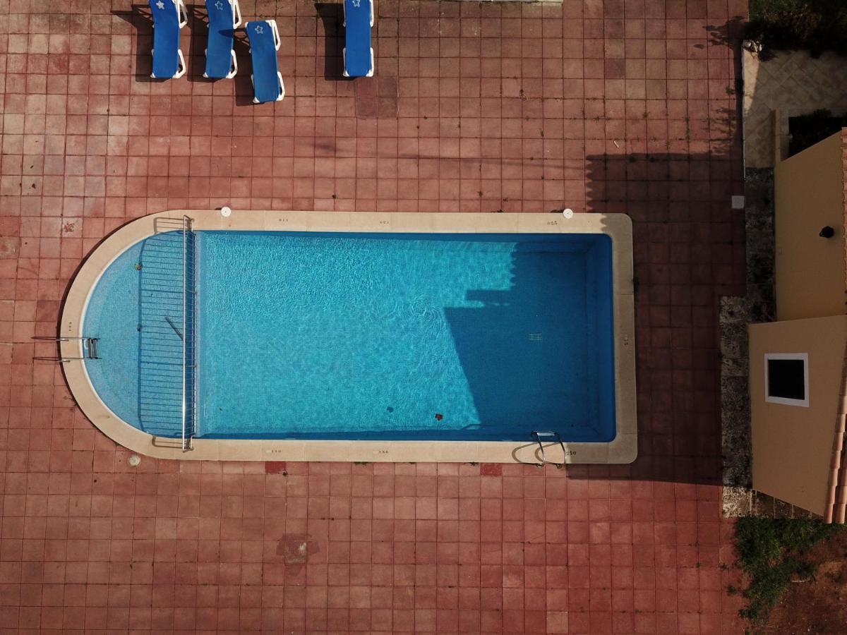 Apartamento Con Piscina Y Playa Son Xoriguer Exterior photo