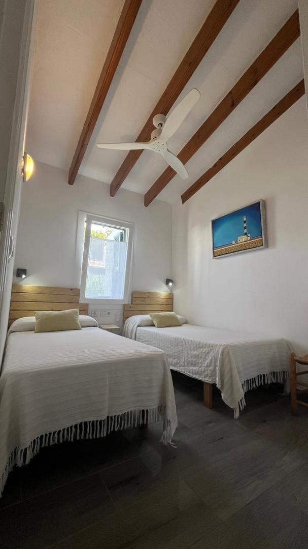 Apartamento Con Piscina Y Playa Son Xoriguer Exterior photo